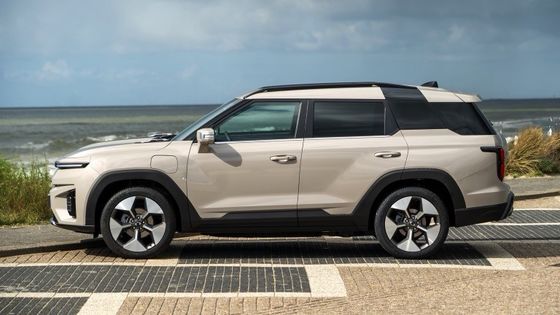 Le plus récent véhicule purement électrique KGM Torres EVS 109mph Vitesse maximale 152kw 207PS Puissance maximale Prêt à aller Voiture électrique pure