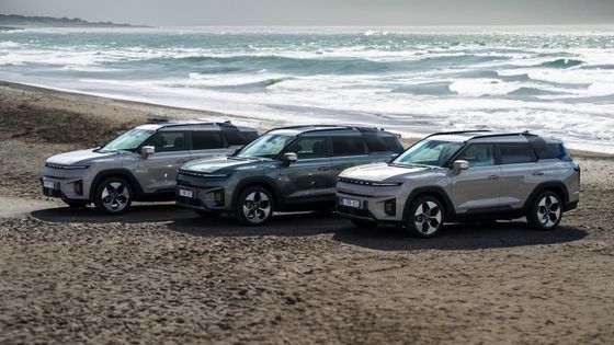 Le plus récent véhicule purement électrique KGM Torres EVS 109mph Vitesse maximale 152kw 207PS Puissance maximale Prêt à aller Voiture électrique pure