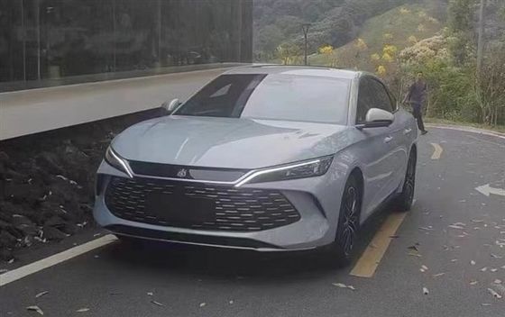 Prévente 2024 BYD Qinn L DM-i 80km Véhicule électrique bientôt Hybrid Car 1.5T 101ps L4 New Engergy Car