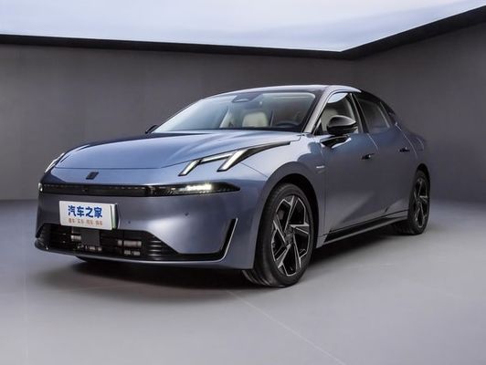 Aujourd'hui le plus récent lancé LYNK & CO 07 EM-P 126km longue portée pro PHEV 160 kW moteur électrique & 350N.m couple nouveau véhicule d'énergie