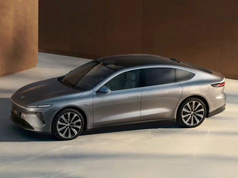 Véhicules à énergie nouvelle 2024 Nio ET7 Weilai Véhicules électriques 75kwh 200km/h Voiture à grande vitesse