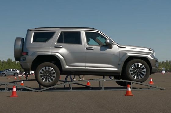 GWM TANK SUV tout-terrain de luxe PHEV AWD Traction à 190 km/h Vitesse maximale Avec moteur V6 de 3,0 tonnes 360 PS et temps de charge rapide de 0,4h