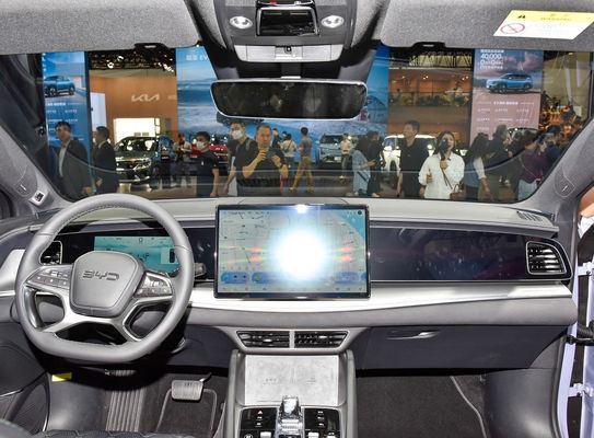 Nouveau véhicule électrique PURE BYD Sea lion 07 avec architecture BYD e-plateforme 3.0 EV vitesse maximale 210km/h et puissance du moteur 231P.s