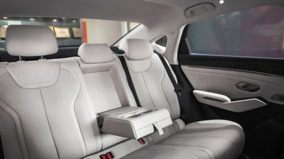 Nouveau véhicule hybride 2024 BYD Qin L Dm-i 1.5T 101Ps.L4 moteur avec 218Ps puissance du moteur électrique 180km/h vitesse maximale