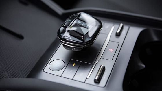 Nouveau véhicule hybride 2024 BYD Qin L Dm-i 1.5T 101Ps.L4 moteur avec 218Ps puissance du moteur électrique 180km/h vitesse maximale