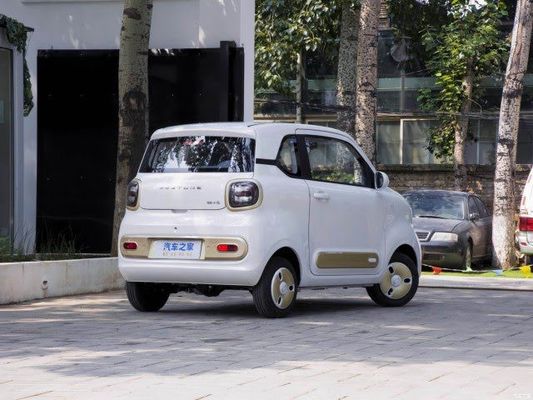 Prévente Micro-ev FAW Bestune Pony Hatch 120km Autonomie avec 20kw/27P.s Moteur électrique 3 portes/4 sièges Conception de sécurité