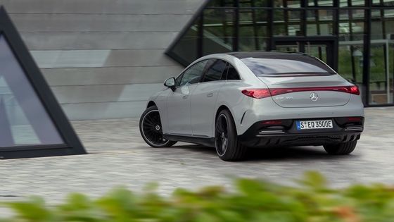 Nouveau SUV électrique à 609 km de long rayon d'action véhicule électrique Mercedes-Benz EQE 500 w350kw/408P.s puissance du moteur 5.1s accélération 0-100km/h