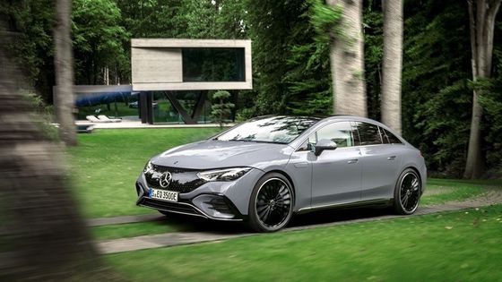 Nouveau SUV électrique à 609 km de long rayon d'action véhicule électrique Mercedes-Benz EQE 500 w350kw/408P.s puissance du moteur 5.1s accélération 0-100km/h