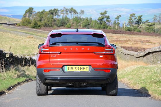 Tout autour EV Volvo EC40 Ultimate Twin Motor avec WLTP 326Miles 4,7sec accélération de 0 à 62 mph 408 chevaux du moteur