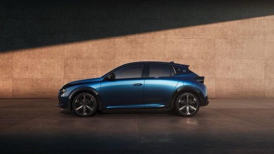 Première voiture électrique de Lancia Ypsilon avec moteur avant pour 154 chevaux et 260 Nm