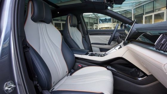 FWD 1.5L Engine At BYD SEAL U DM-i PHEV voiture électrique avec moteur électrique 18.3kwh batterie puissance maximale 214bhp