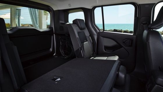 Position de conduite confortable et cabine pratique avec une bonne valeur Nissan Townstar MPV Pure Ev avec WLTP 285km