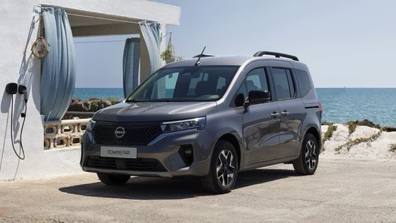 Position de conduite confortable et cabine pratique avec une bonne valeur Nissan Townstar MPV Pure Ev avec WLTP 285km