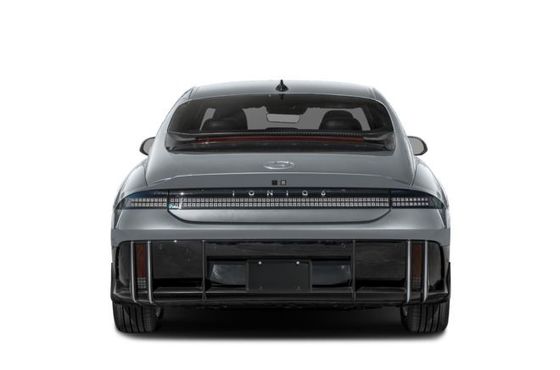 Le véhicule électrique le plus économe en énergie 2 Hyundai Ioniq 6 Véhicule purement électrique avec une autonomie maximale de 361 miles Couvre une autonomie de 4,17 mi/kwh