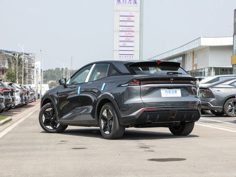 Le dernier système HUAWEI DEEPAL S07 2024 EREV avec 121 km CLTC0.5h Temps de charge rapide 175kW Puissance maximale 320N.m couple