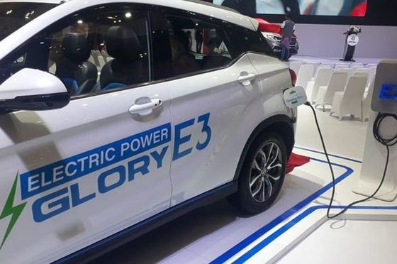 Dongfeng Glory E3 Electric SUV Cars EV AMG Drive Unit Electric 5 Seater Car