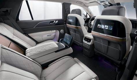 Deluxe Large Electric Cars SUV Hongqi E-HS9 120kWh 660km Range