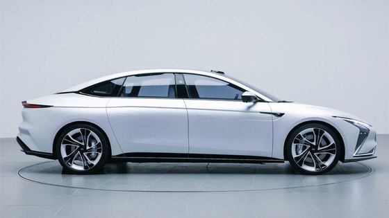 ZHIJI L7 High Performance Electric Cars 615km New Energy Electric Vehicles