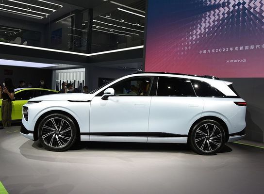 Xpeng G9 Luxury Large Size Electric SUV 5 Seater 702km Range 200km/H Max Speed