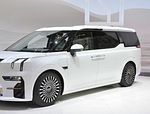 702km - 822km Long Range EV Cars Zeekr 009 Electric MPV Vehicles
