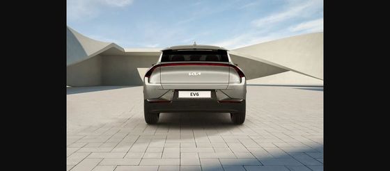 KIA New Energy Electric Vehicle EV6 long range at 671km