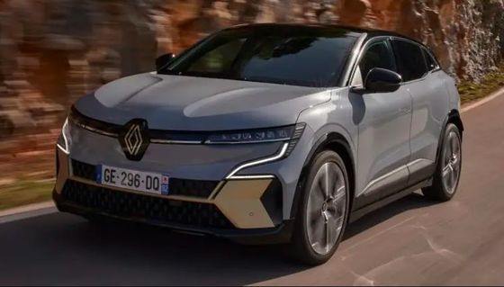 Long term test drivingat Renault Megane E-Techbattery capacity with 40/60kWh, with about 158/208 miles of range