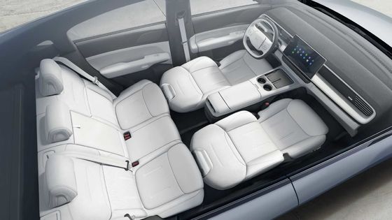 Xpeng G6 Electric Vehicle Mid Size Crossover SUV EV Electric Car Long Range 580km With 0.32h