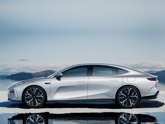Geely Galaxy E8 Ev Electric Car 2024 550Kw Max New Energy Vehicle Sedan With One Motor At 190km/H Max Speed