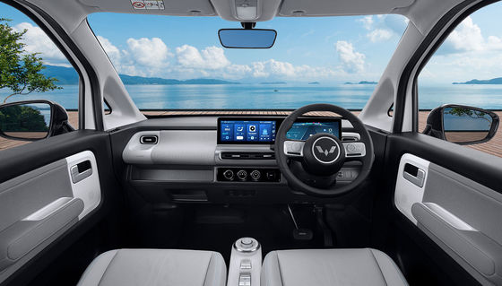 New electric mini cars Wuling Air ev RHD Air EV comes with 30/50 kW electric motor 200/300km RANGES