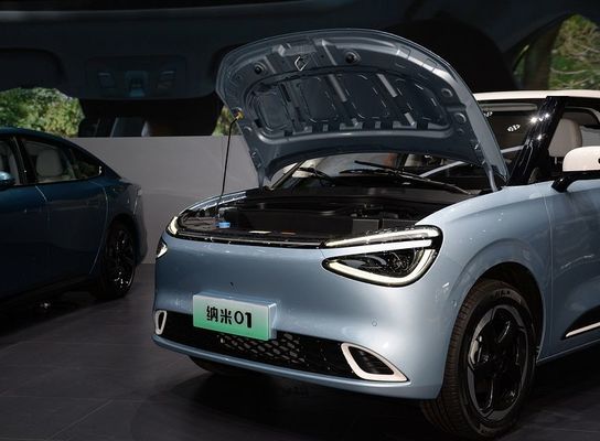 Pure Electric Vehicle Dongfeng Nano 01 2024 330Liter With 140km/h Maximum Speed China New Energy Electric Car