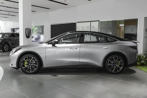 2024 New Energy Vehicles ARCFOX Alpha S5 Sedan 708km Long Range Ev Cars