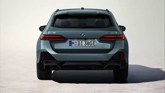 Newest ev car matching 84.4kWh battery 329miles range with 335bhp/430Nm at BMW i5 Touring eDrive40 single speed RWD
