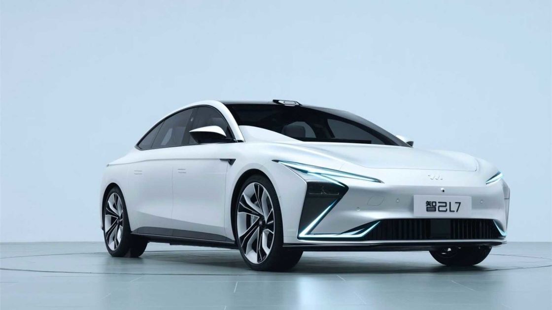ZHIJI L7 Voitures électriques haute performance 615 km Véhicules électriques à énergie nouvelle