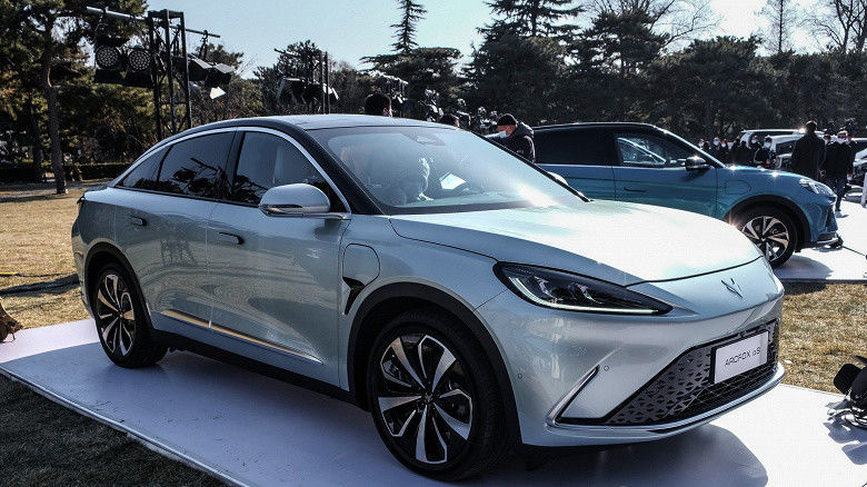 Petite SUV voiture électrique de direction de main gauche de la chaîne FWD des voitures 500km d'ARCFOX S