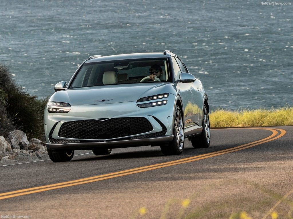 Génèse GV60 Upmarket Tout électrique voiture familiale Avec 76,4kwh batterie 350Nm De couple Boost & Drift modèle