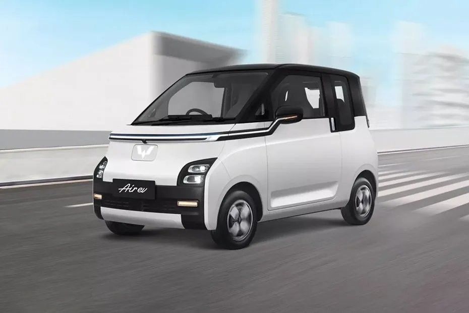Les nouvelles mini voitures électriques Wuling Air ev RHD Air EV sont équipées d'un moteur électrique de 30/50 kW