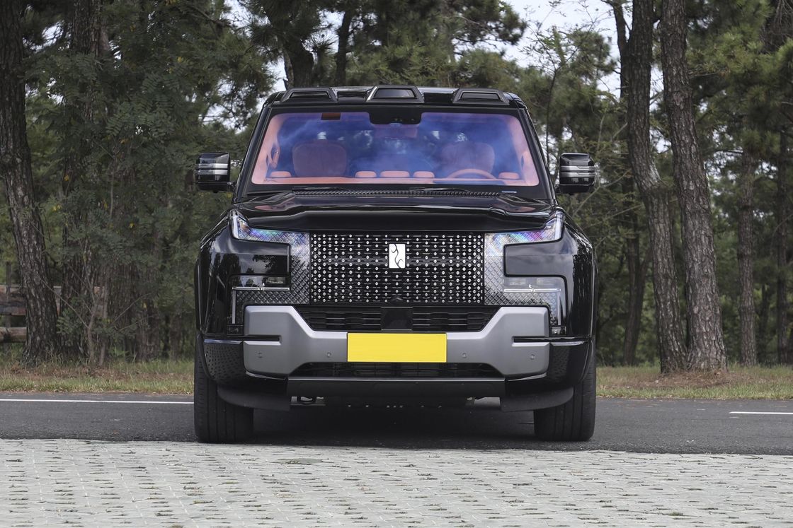 BYD Yangwang U8 Extended Range Véhicule électrique avec une autonomie de 1000 km