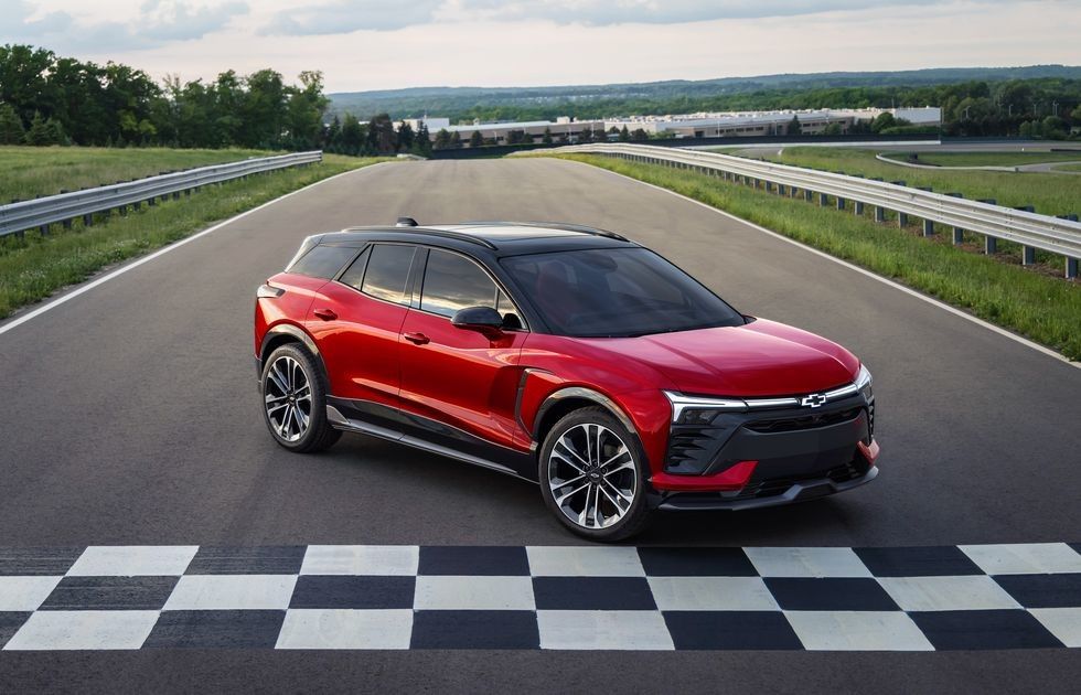 Le tout premier VUS électrique de Chevrolet, le Blazer EV 2024 offre 557 chevaux et une autonomie de 324 miles