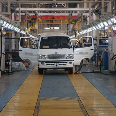 AEAUTO Mini Delivery Vans Pure Electric Cargo Vans 110km/H Max Speed