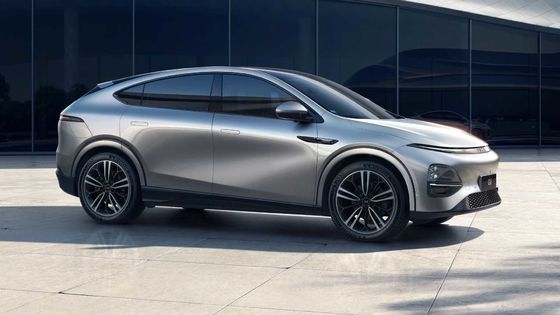 Xpeng G6 Electric Vehicle Mid Size Crossover SUV EV Electric Car Long Range 580km With 0.32h