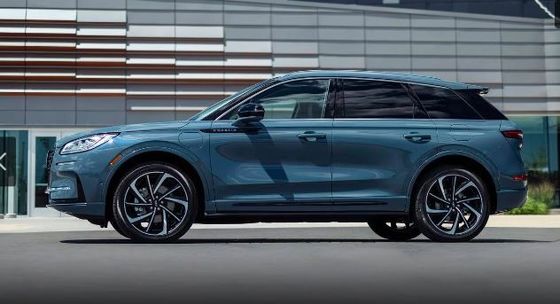 024 Lincoln Corsair Plug-In Hybrid Green Ev SUV 5 Passenger Lincoln Corsair Envelopes You In Intelligent Features